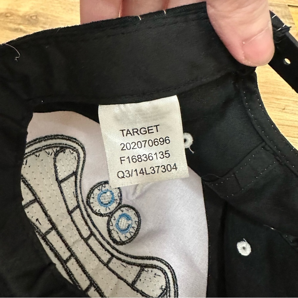 Abominable snowman Yeti kids hat fluffy fur - Picture 3 of 5